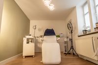 Kosmetikstudio in Stuttgart mit Behandlung roter Adern und Dermabrasion